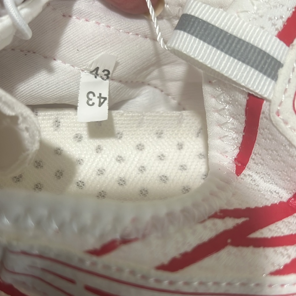 NWT Hike Lorax White Red Barefoot Hiking Shoes Unisex M 10-10.5 W 12-12.5 - Picture 11 of 12